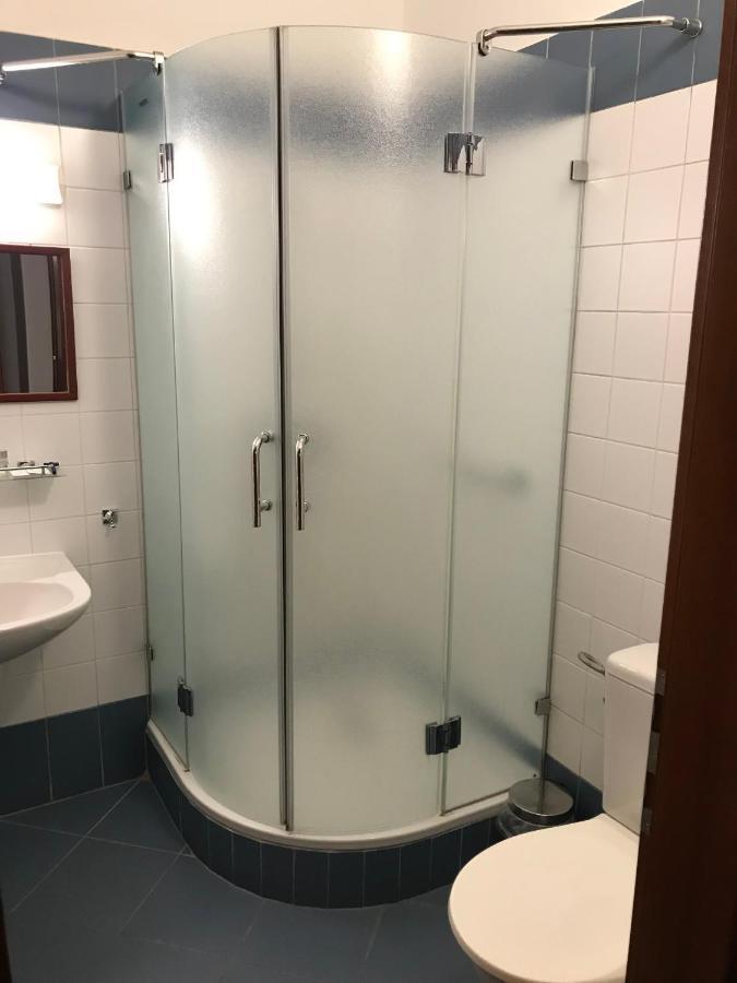 Huszarvar Hotel Kastelyszallo Szerencs Buitenkant foto